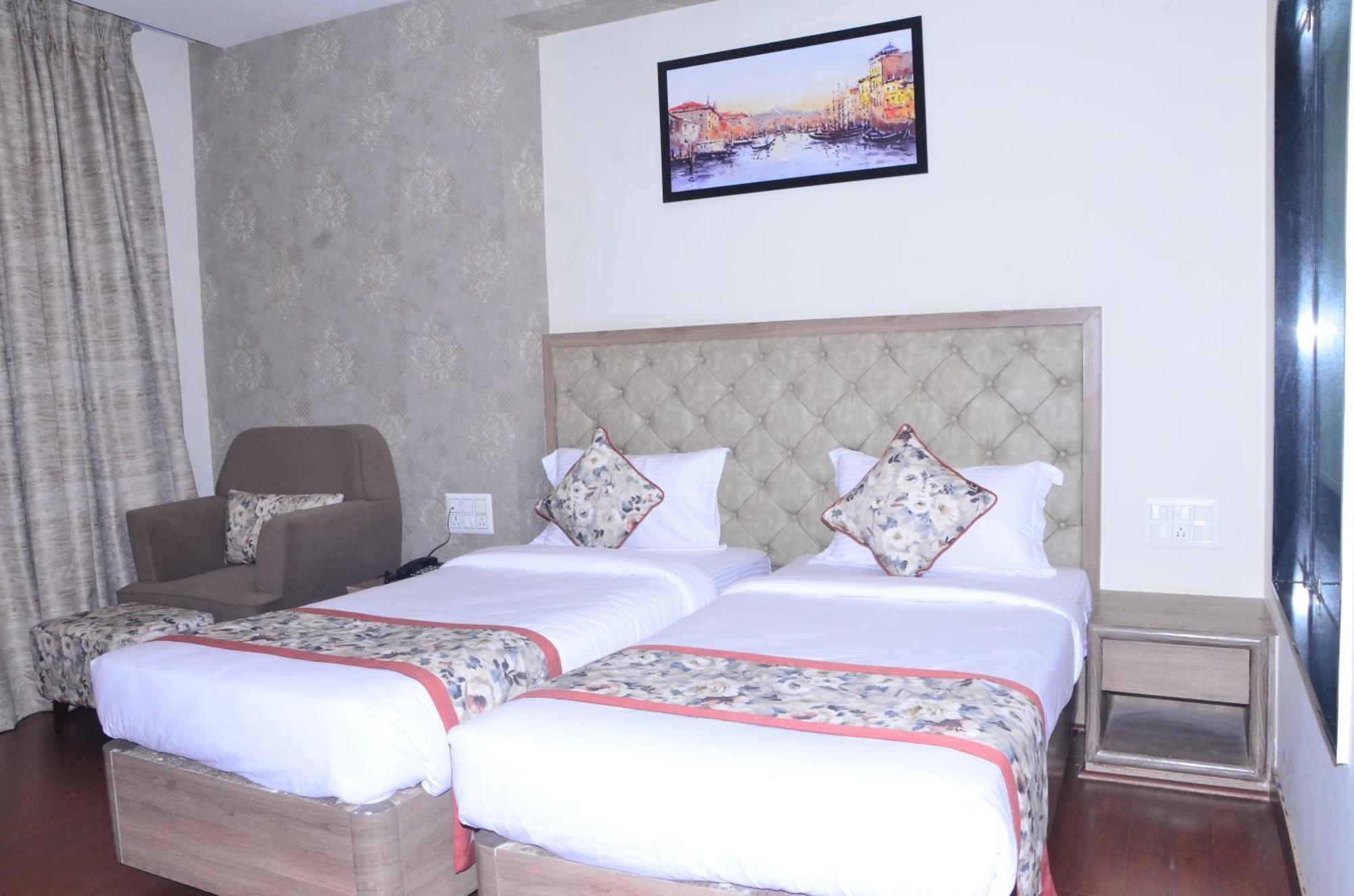 Hotel Nand Residency Ghazipur Екстер'єр фото