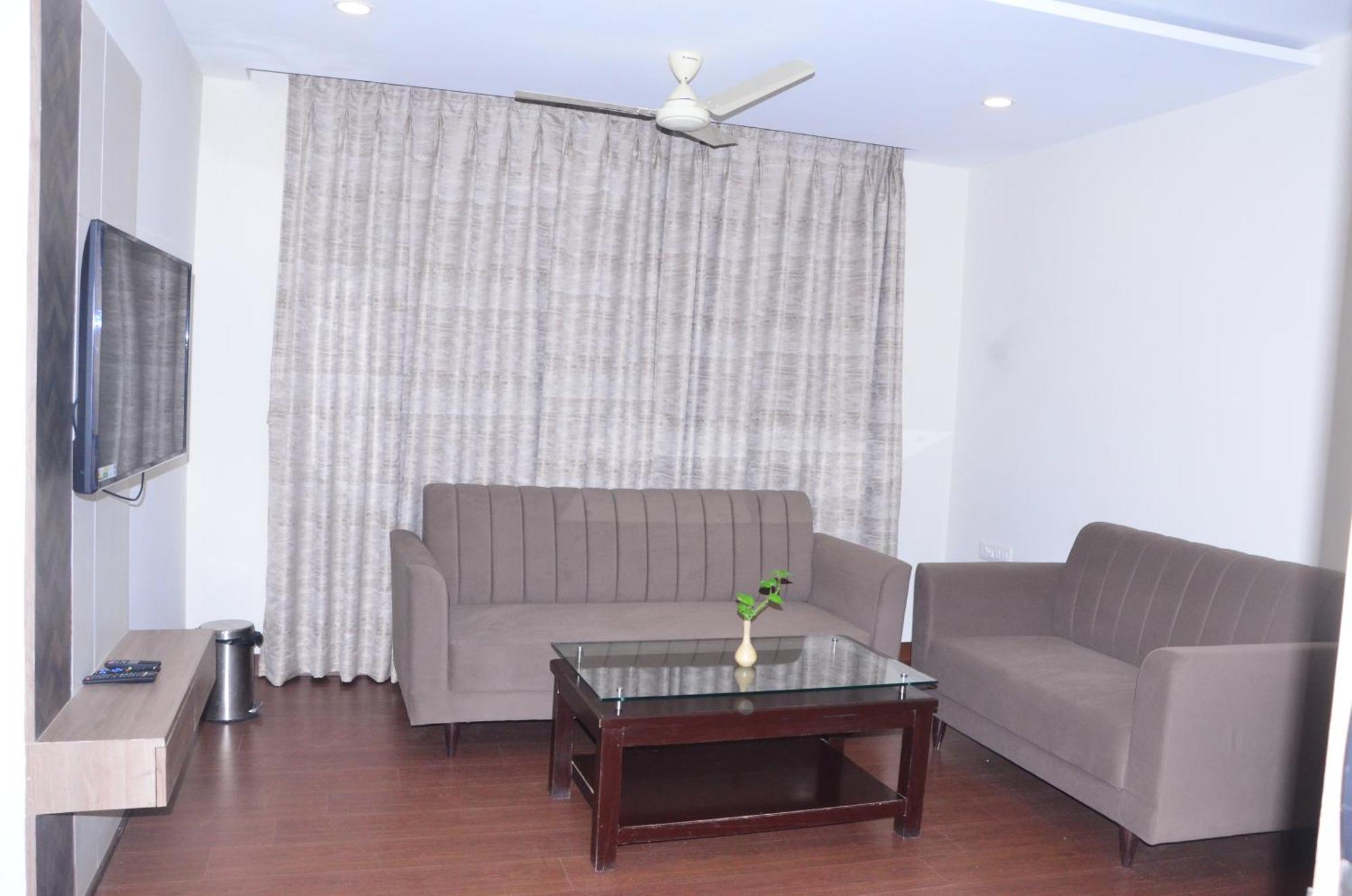 Hotel Nand Residency Ghazipur Екстер'єр фото